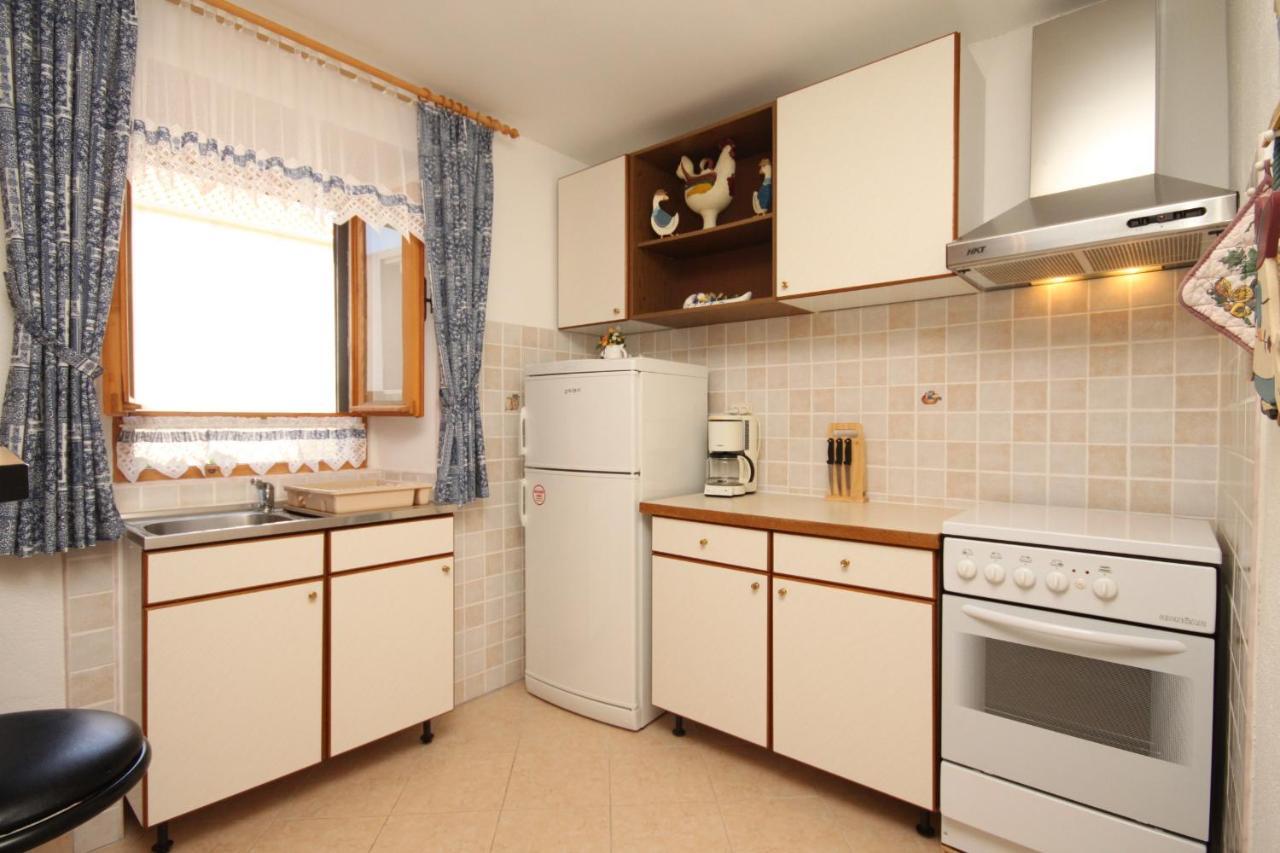 Apartments With A Parking Space Sali, Dugi Otok - 8084 Ngoại thất bức ảnh