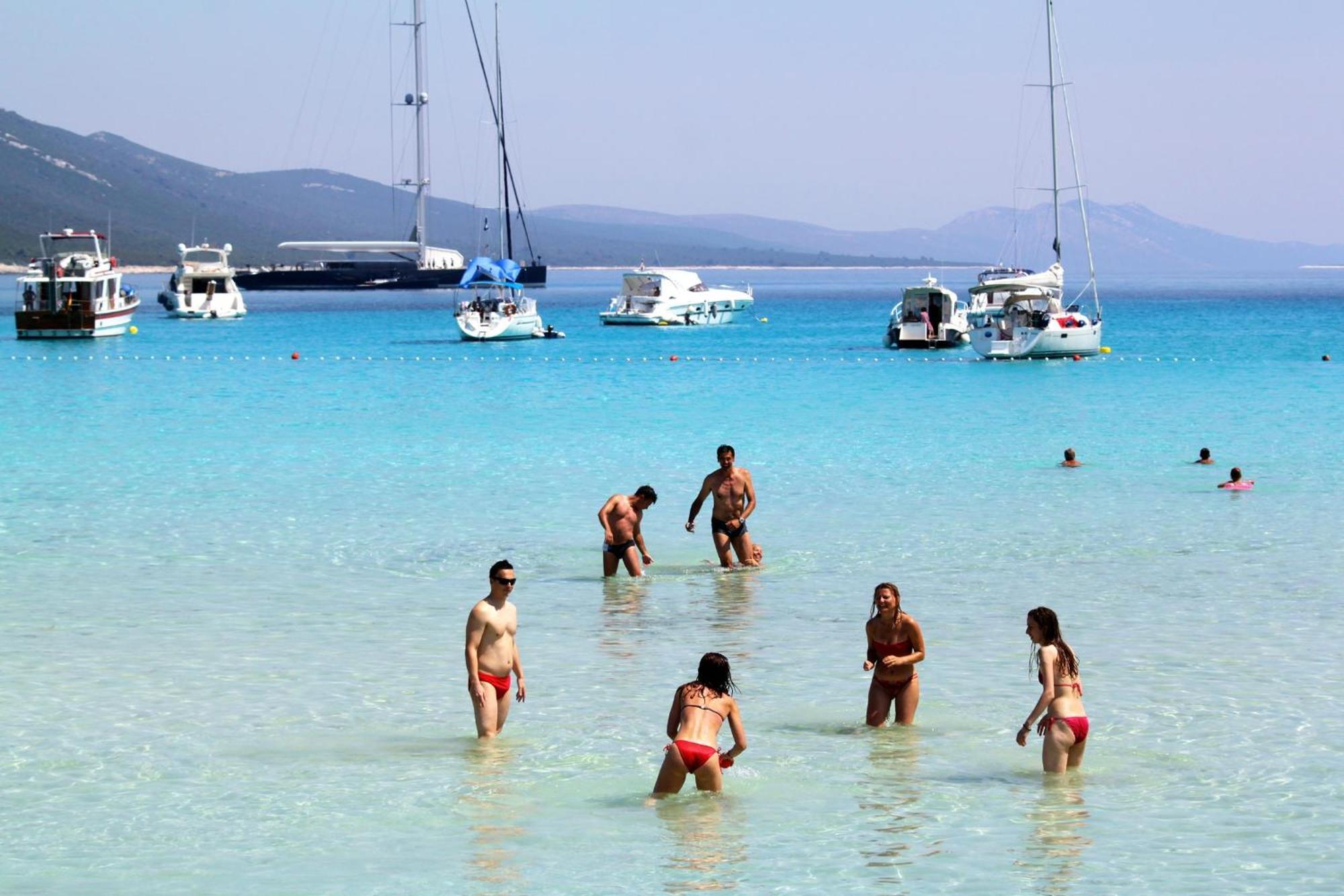Apartments With A Parking Space Sali, Dugi Otok - 8084 Ngoại thất bức ảnh